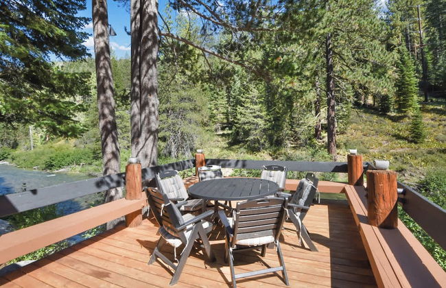 Joy on the River Stunning Waterfront Home for 10 - Foto 60