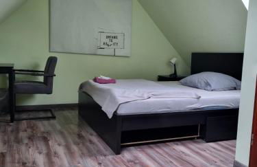 Ferienhaus mit 5 Zimmer und Küche im Norden von Hamburg am Flughafen - Foto 10