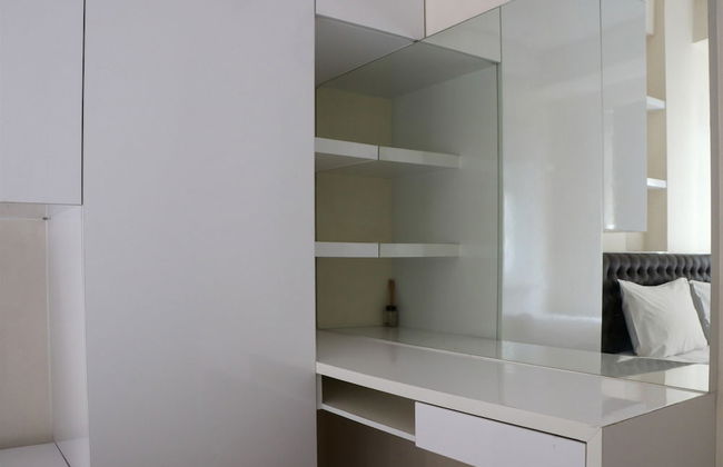 Cozy Stay and Simply 2BR at Green Pramuka City Apartment - Foto 16