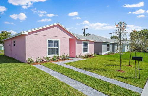 New! Few minutes to Downtown, 10 to the Beach! - Photo 15