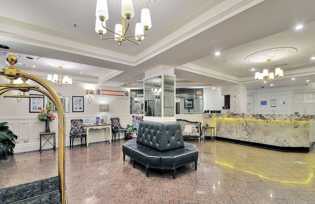 Royal Albert Hotel - Photo 5