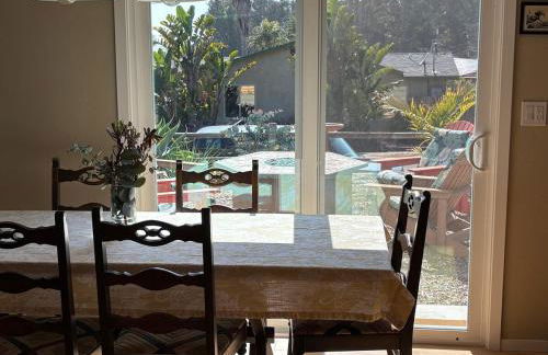 Seaside Garden Escape, A Stroll to the Beach! - Foto 43