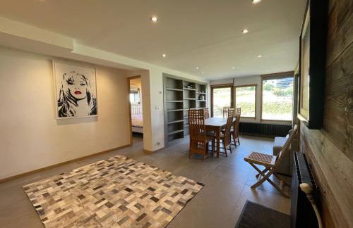 Ski in-Ski out! Spacious & Stylish Apartment for 8 in the heart of Lavachet - Foto 14