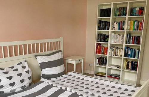 Beautiful apartment in a historic villa - Photo 12