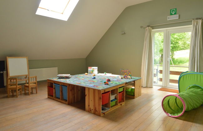 Grand Villa With Bubble Bath - Photo 32