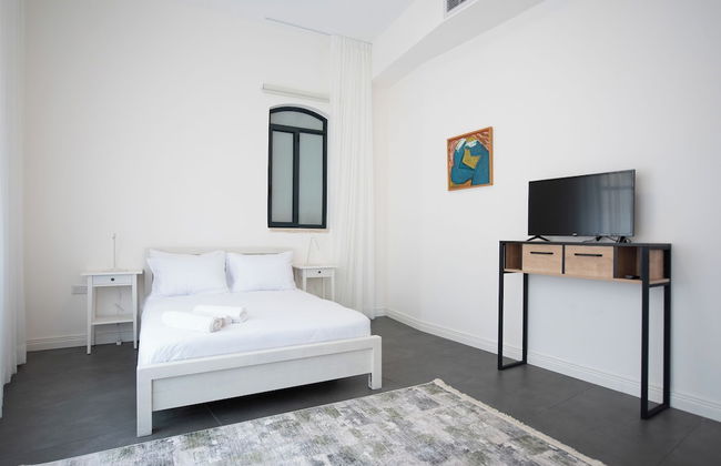 PORT CITY HAIFA - Flea Market Luxury - Foto 8