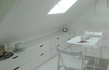 Private Double Room and Ensuite in Historic Cornish Cottage - Photo 15