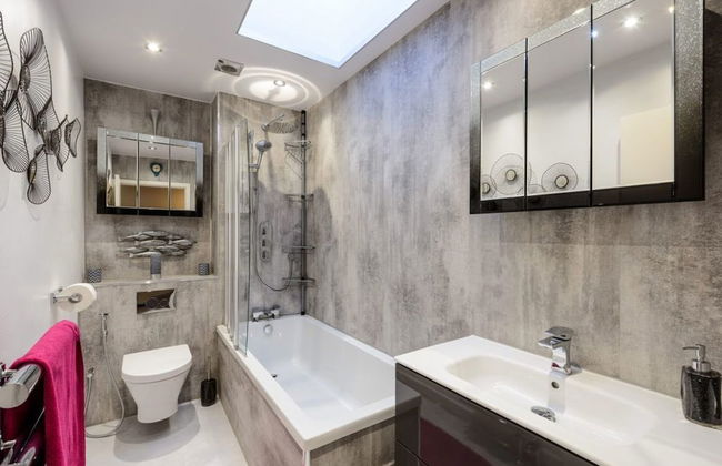 The Beeches - Photo 8