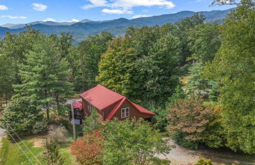 Luxury Cabin 45 Min to Asheville Hot Tub & Fire pit - Foto 32