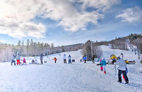 Pet-Friendly Gilford Home by Gunstock Ski Mountain - Foto 40