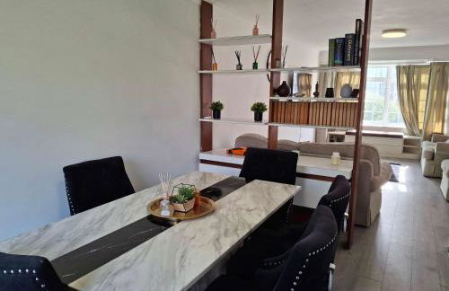 Nicely decorated 3 bedroom house near Heathrow, London - Foto 31