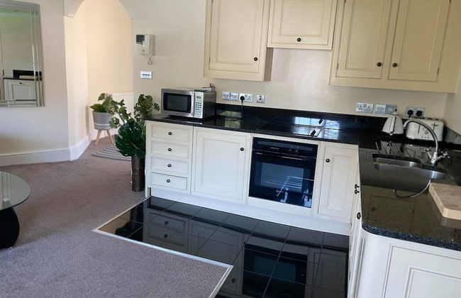 Guards View Windsor - Photo 7