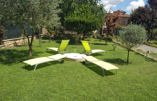 Villa in Italy With Private Garden Retreat - Foto 29