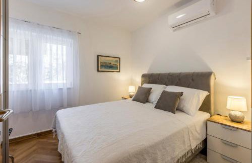 Villa Arbareto with heated swimming pool - Photo 26