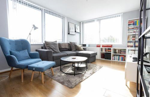 GuestReady - Modern stay in Bispham House - Photo 8