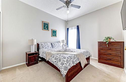 Magical Villa Pool Game Room Close to Disney - Foto 26