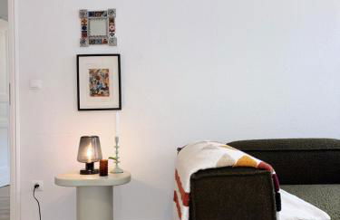 Ruhige & geräumige 2-Zimmer Wohnung in Neukölln - Foto 1