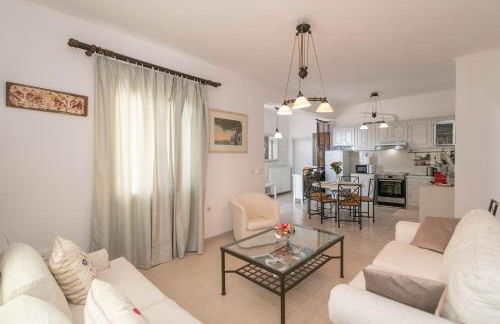 Villa with View of Agios Ioannis and Pool with Jacuzzi - Foto 6