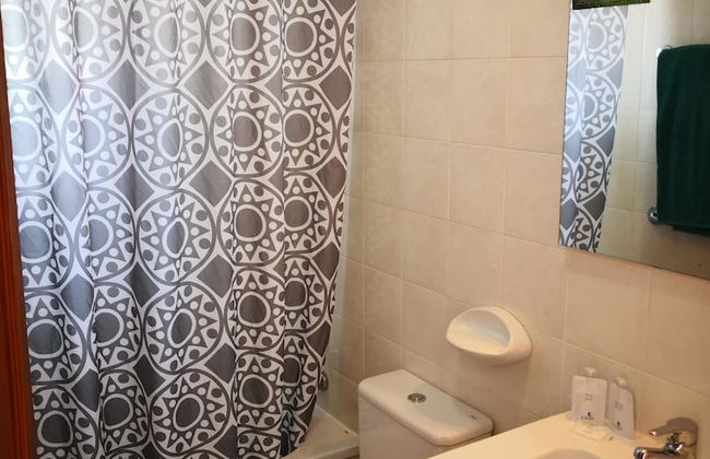 Castillo Beach Club Apartments - Photo 18