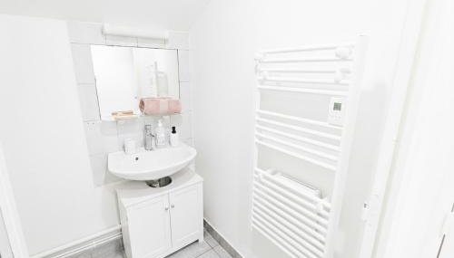 Studio spacieux avec bureau - Calme & Proche Lyon - Foto 4