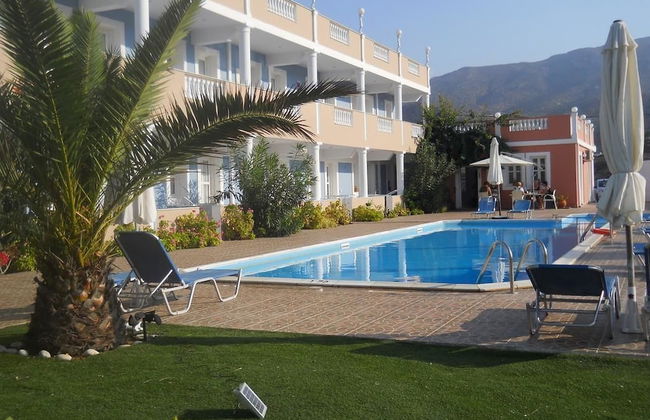 Athena Palace - Foto 1