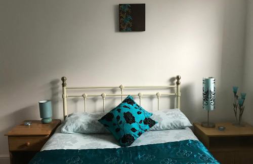 Scardroy Homes Inverness - Central 2 Bedroom with Parking WiFi Smart TVs Sleeps up to 6 - Foto 23