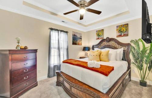Cozy 2B Townhouse King Bed Free Parking TV in BRs - Foto 6