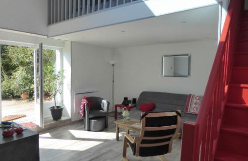 Dans un jardin - Foto 1