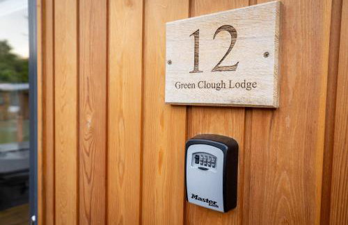 Dovestone Luxury Lodges sleeps 4 - pets welcome - Foto 3