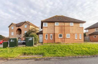 Cosy House- Sleeps 7 Centrally Located Free Parking, Fast WIFI Smart Tv with Sky and Netflix Business Travellers Relocators Leisure Welcome - Foto 15