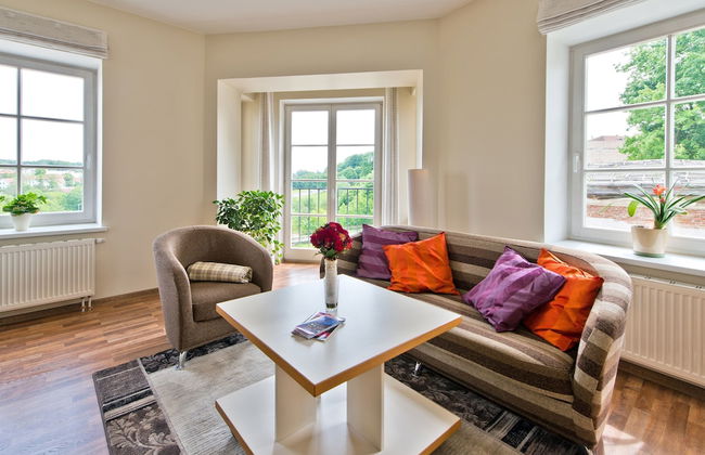 Barbacan Apartments - Photo 21