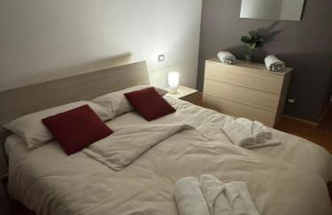 La casa dei piloti, intero alloggio con giardino privato, 2 camere da letto e 2 bagni - Foto 24