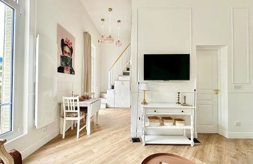 Winter Palace - Parking - Centre - Calme - Foto 6