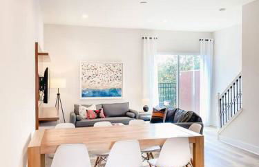 BRAND NEW 3 bedroom near DISNEY / Wi-Fi / Parking - Foto 44