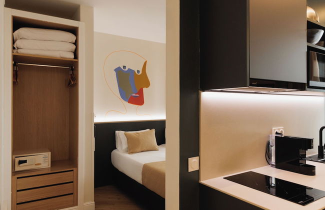 Blume Cruz Suites - Photo 64