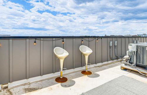 Luxe NW DC Condo with Rooftop Deck 7 Mi to Howard - Foto 18