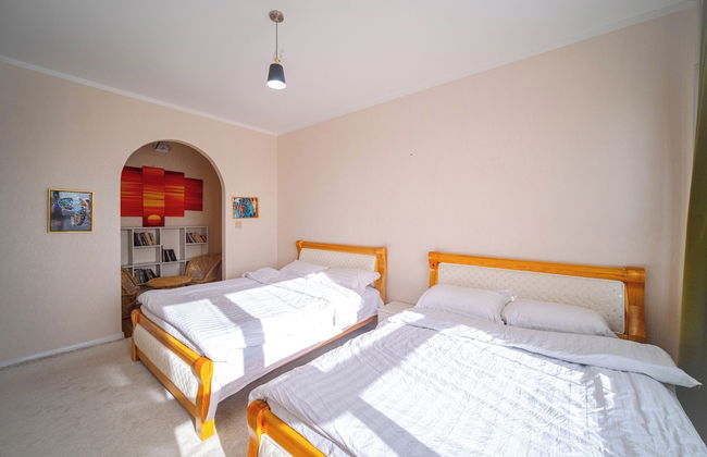 Eagle Town Service Apartment - Foto 10