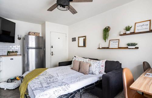 Bright 2BR Oasis Desert Charm and BBQ Nights - Foto 9