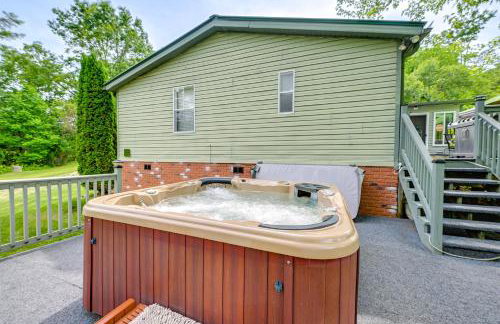Quaint Country Home: Hot Tub, Fire Pit + Hiking - Foto 22