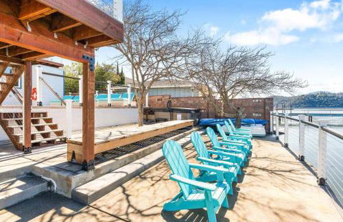 Smiling Otter Retreat! Waterfront/pool/spa/games! - Foto 9