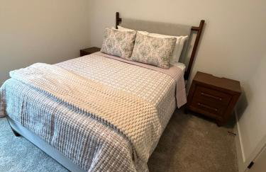 Auburn, Opelika Sleeps 8, close Auburn University - Foto 8