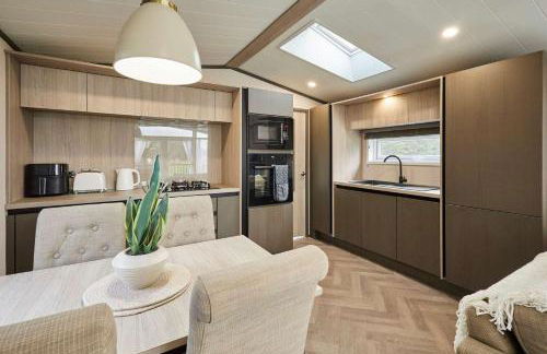 The Kestrel Lodge with Hot tub - Foto 7