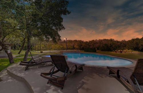 Oakridge Ranch: Pool + Hot-tub, Pickleball Court, Whiskey & Wine Room - Foto 101