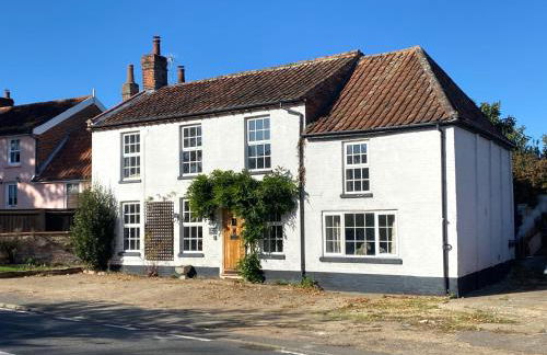 Carlton Cottage Country Retreat - Perfect for Ipswich - Aldeburgh - Southwold - Thorpeness - Sizewell B - Sizewell C - Sleeps 13 - Foto 1