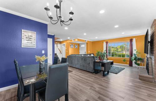 Colorful and Cozy Haven with Heated Pool - Foto 35