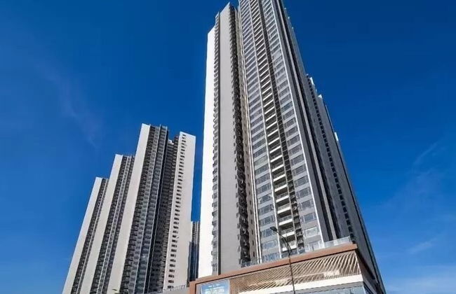 R&F Seine Region - Photo 1