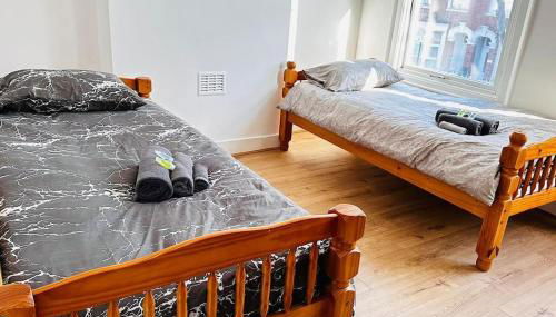 3 Bed House East London Home - Foto 3