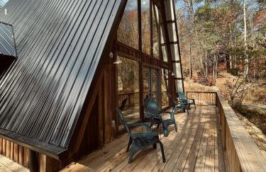 Mountain View Retreat with Large Swim Spa, Game Room - Foto 12