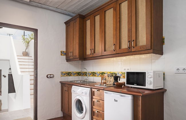 Habitaciones y Apartamentos en el centro La Jábega by Conil Home - Photo 47