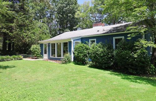 Dog Friendly Lakeside Escape with Hammock and Fire Pit - Foto 42